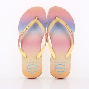 1. Havaianas Gradient Sunset Flip Flops Lemon Yellow Size 36